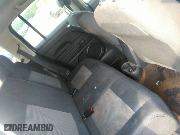 2014 Jeep Patriot Sport with VIN 1C4NJPBB4ED853771, listed as a IAAI auction lot 42494025 with 138,099 mi miles and . Bid and sale history available at DreamBid. Image 8.