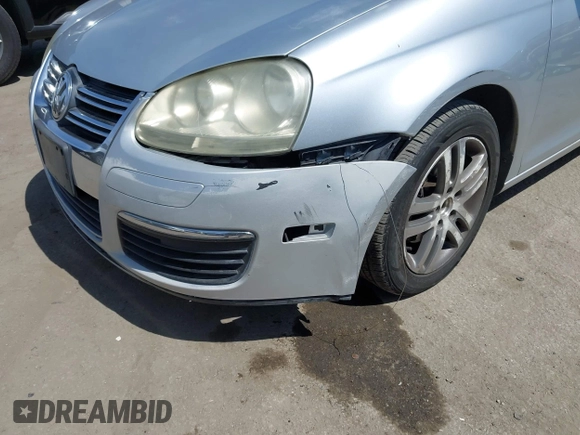 2005 Volkswagen Jetta 2.5 with VIN 3VWSG71K35M628391, listed as a IAAI auction lot 42302550 with 143,565 mi miles and . Bid and sale history available at DreamBid. Image 19.