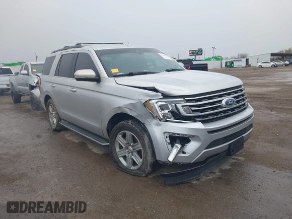 2018 Ford Expedition XLT with VIN 1FMJU1HT5JEA22248, listed as a IAAI auction lot 41253595 with 56,587 mi miles. Bid and sale history available at carsss.com. Image 1.