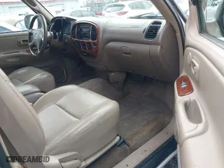 2001 Toyota Tundra Ltd with VIN 5TBBT48181S180372, listed as a IAAI auction lot 41749245 with 233,375 mi miles. Bid and sale history available at carsss.com. Image 5.