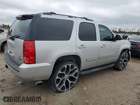 2011 GMC Yukon SLE with VIN 1GKS1AE06BR111692, listed as a Copart auction lot 88252545 with 187,740 mi miles and Salvage Title. Bid and sale history available at carsss.com. Image 3.