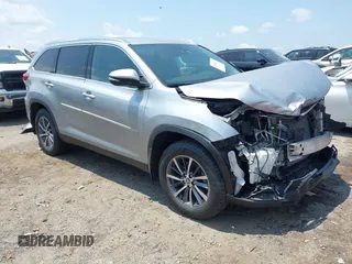 2019 Toyota Highlander SE with VIN 5TDJZRFH6KS614952, listed as a IAAI auction lot 42636713 with 65,471 mi miles and . Bid and sale history available at DreamBid. Image 1.