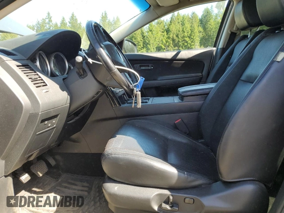 2013 Mazda CX-9 Touring with VIN JM3TB3CV5D0402304, listed as a Copart auction lot 58009705 with 110,247 mi miles and Salvage title. Bid and sale history available at DreamBid. Image 7.