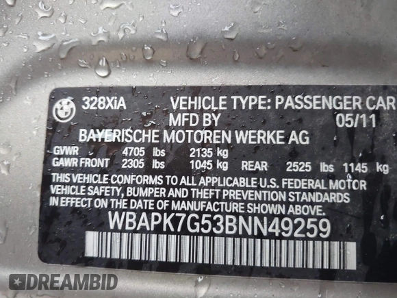 2011 BMW 3 Series 328i xDrive with VIN WBAPK7G53BNN49259, listed as a IAAI auction lot 41132387 with 135,398 mi miles. Bid and sale history available at carsss.com. Image 9.
