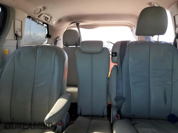 2011 Toyota Sienna XLE AAS with VIN 5TDYK3DC3BS036574, listed as a Copart auction lot 47177365 with 138,161 mi miles and Salvage Title. Bid and sale history available at carsss.com. Image 10.