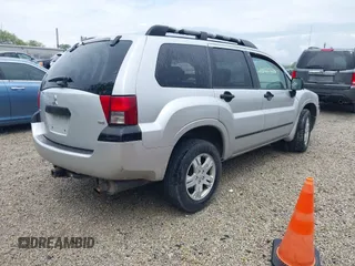 2005 Mitsubishi Endeavor LS z VIN 4A4MM21S05E066522, wystawiony jako IAAI lot #42256047 z przebiegiem 163 643 mil mil oraz . Historia ofert i sprzedaży dostępna na DreamBid. Obrazek 4.