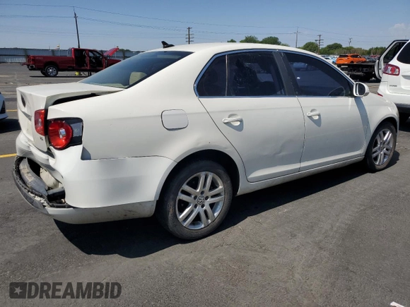 2007 Volkswagen Jetta 2.5 with VIN 3VWSG71K27M097848, listed as a Copart auction lot 60320245 with 272,183 mi miles and Salvage title. Bid and sale history available at DreamBid. Image 3.
