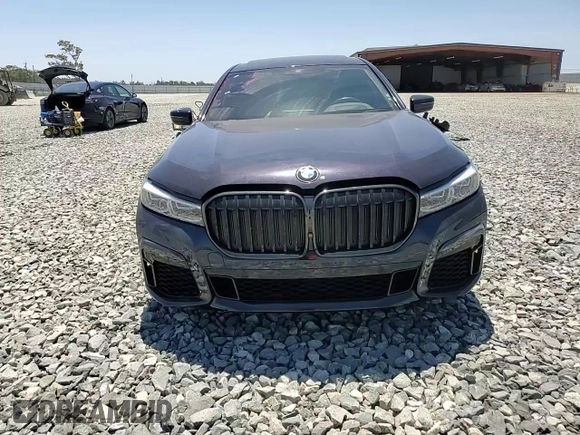 2020 BMW 7 Series 740i z VIN WBA7T2C02LGF96611, wystawiony jako Copart lot #61451935 z przebiegiem 61 185 mil mil oraz Szkoda całkowita • Salvage title. Historia ofert i sprzedaży dostępna na DreamBid. Obrazek 14.