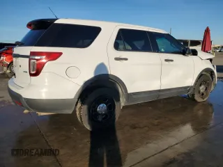 2015 Ford Utility Police Interceptor with VIN 1FM5K8AR7FGB75725, listed as a Copart auction lot 80084754 with 281,718 mi miles and Salvage Title. Bid and sale history available at carsss.com. Image 3.