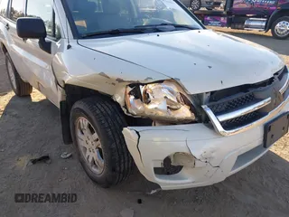 2007 Mitsubishi Endeavor LS with VIN 4A4MM21S87E034694, listed as a IAAI auction lot 41444814 with 76,570 mi miles. Bid and sale history available at carsss.com. Image 6.