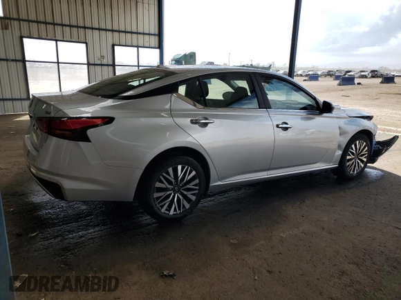 2024 Nissan Altima 2.5 SV with VIN 1N4BL4DV9RN391779, listed as a Copart auction lot 53786745 with 33,015 mi miles and Clean Title. Bid and sale history available at carsss.com. Image 3.