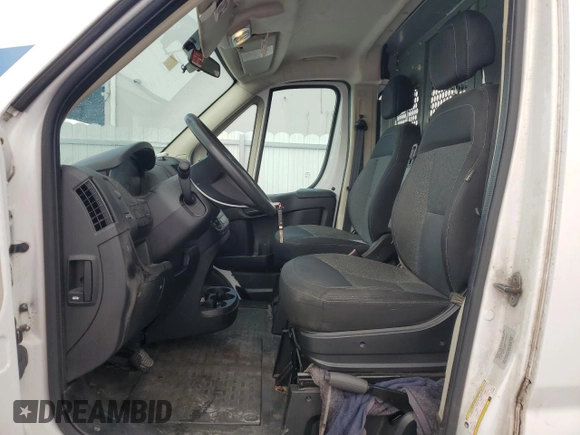 2016 Ram ProMaster Cargo with VIN 3C6TRVNG8GE125889, listed as a Copart auction lot 80901054 with 121,222 mi miles and Clean Title. Bid and sale history available at DreamBid. Image 7.