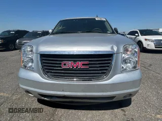 2014 GMC Yukon XL SLT with VIN 1GKS2KE71ER113015, listed as a Copart auction lot 53811995 with 327,065 mi miles and Clean Title. Bid and sale history available at carsss.com. Image 5.