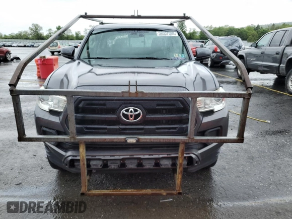 2017 Toyota Tacoma SR z VIN 5TFAX5GN9HX080402, wystawiony jako Copart lot #56507095 z przebiegiem 270 818 mil mil oraz Czysty tytuł • Clean title. Historia ofert i sprzedaży dostępna na DreamBid. Obrazek 5.
