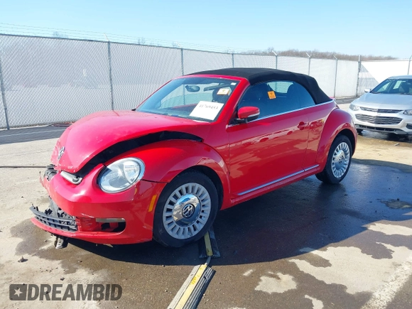2013 Volkswagen Beetle 2.5L with VIN 3VW5P7AT1DM833048, listed as a IAAI auction lot 41769453 with Not Provided miles and . Bid and sale history available at DreamBid. Image 17.
