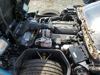 1992 Chevrolet Corvette with VIN 1G1YY23P1N5114172, listed as a Copart auction lot 44402695 with 0 mi miles and Salvage Title. Bid and sale history available at carsss.com. Image 11.