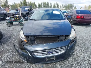 2013 Volvo S60 T5 with VIN YV1612FH5D2221369, listed as a IAAI auction lot 42019723 with 96,002 mi miles. Bid and sale history available at carsss.com. Image 12.