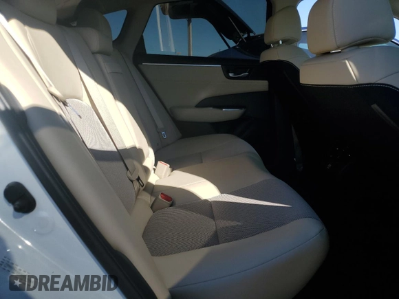 2018 Honda Clarity Plug-In Hybrid with VIN JHMZC5F16JC010946, listed as a Copart auction lot 71469454 with 62,400 mi miles and Salvage Title. Bid and sale history available at carsss.com. Image 10.