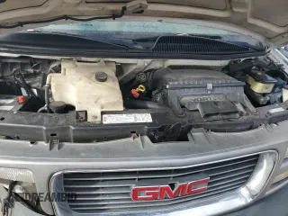 2000 GMC Savana with VIN 1GDFG15R9Y1177683, listed as a Copart auction lot 43761105 with 134,067 mi miles and Salvage Title. Bid and sale history available at carsss.com. Image 11.
