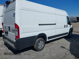 2022 Ram ProMaster Cargo with VIN 3C6MRVJG9NE121583, listed as a IAAI auction lot 41646097 with 67,468 mi miles and . Bid and sale history available at DreamBid. Image 4.