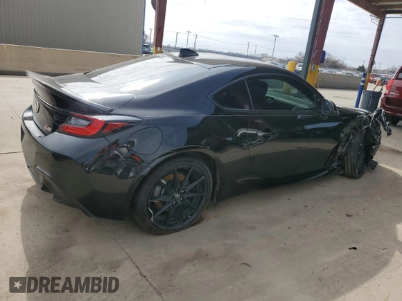 2024 Toyota 86 Premium with VIN JF1ZNBE16R9756596, listed as a Copart auction lot 45268525 with 10,611 mi miles and Clean Title. Bid and sale history available at DreamBid. Image 3.