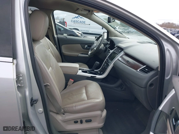 2014 Ford Edge Limited with VIN 2FMDK4KC1EBA26831, listed as a IAAI auction lot 41802099 with 131,843 mi miles. Bid and sale history available at carsss.com. Image 5.