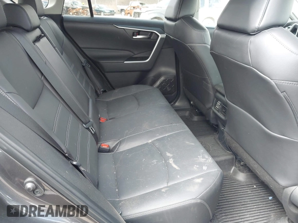 2025 Toyota RAV4 XLE Premium z VIN 2T3A1RFV2SC494497, wystawiony jako IAAI lot #42028044 z przebiegiem 7 773 mil mil oraz . Historia ofert i sprzedaży dostępna na DreamBid. Obrazek 8.
