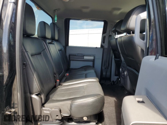 2015 Ford F-350 Platinum z VIN 1FT8W3BT4FEB42549, wystawiony jako Copart lot #54476685 z przebiegiem 98 864 mil mil oraz Szkody całkowita. Historia ofert i sprzedaży dostępna na DreamBid. Obrazek 10.