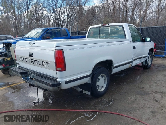 1996 Chevrolet Silverado 1500 with VIN 1GCEC14M5TZ100322, listed as a IAAI auction lot 41785244 with 181,476 mi miles and . Bid and sale history available at DreamBid. Image 4.