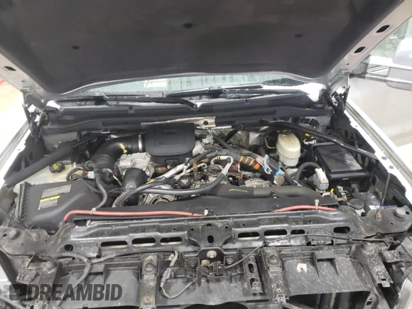 2015 GMC Sierra 2500HD SLT with VIN 1GT12ZE8XFF118001, listed as a Copart auction lot 47244475 with 119,962 mi miles and Salvage title. Bid and sale history available at DreamBid. Image 11.