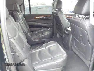 2020 Cadillac Escalade ESV Luxury z VIN 1GYS4HKJ7LR116999, wystawiony jako IAAI lot #40707280 z przebiegiem 117 358 mil mil oraz . Historia ofert i sprzedaży dostępna na DreamBid. Obrazek 8.