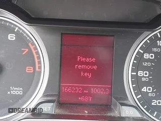 2009 Audi A4 Premium с VIN WAULF78K09N027738, выставлен на аукционе IAAI как лот 42202789 с пробегом 166 232 миль миль и . История ставок и продаж доступна на DreamBid. Изображение 16.
