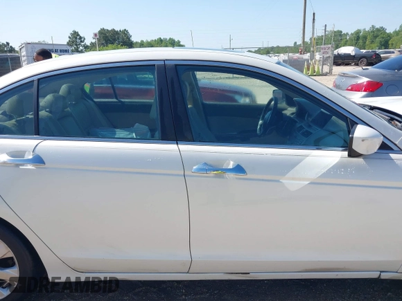 2010 Honda Accord EX-L with VIN 1HGCP3F88AA007069, listed as a IAAI auction lot 41971260 with Not Provided miles and . Bid and sale history available at DreamBid. Image 14.