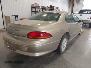 2004 Chrysler Concorde LXi z VIN 2C3HD36M84H633872, wystawiony jako IAAI lot #42167948 z przebiegiem 185 395 mil mil oraz . Historia ofert i sprzedaży dostępna na DreamBid. Obrazek 4.
