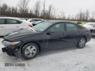 2024 Hyundai Elantra SE z VIN KMHLL4DG1RU835884, wystawiony jako Copart lot #43866255 z przebiegiem 4 842 mil mil oraz Nie do naprawy • Non repairable. Historia ofert i sprzedaży dostępna na DreamBid. Obrazek 1.