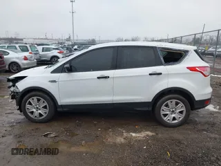 2014 Ford Escape S with VIN 1FMCU0F73EUB09490, listed as a IAAI auction lot 41557088 with 247,187 mi miles. Bid and sale history available at carsss.com. Image 15.