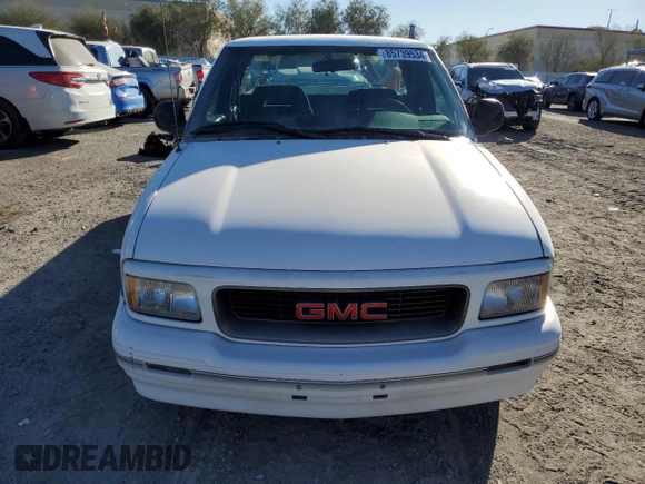 1996 GMC Sonoma SLS with VIN 1GTCS1940T8533121, listed as a Copart auction lot 85739534 with 162,713 mi miles and Salvage Title. Bid and sale history available at carsss.com. Image 5.