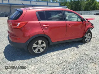 2011 Kia Sportage LX z VIN KNDPBCA26B7114685, wystawiony jako Copart lot #58116585 z przebiegiem 169 731 mil mil oraz Szkoda całkowita • Salvage title. Historia ofert i sprzedaży dostępna na DreamBid. Obrazek 3.