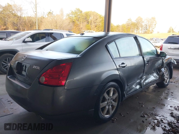 2006 Nissan Maxima 3.5 SE with VIN 1N4BA41E06C838453, listed as a IAAI auction lot 41172351 with 133,604 mi miles. Bid and sale history available at carsss.com. Image 4.