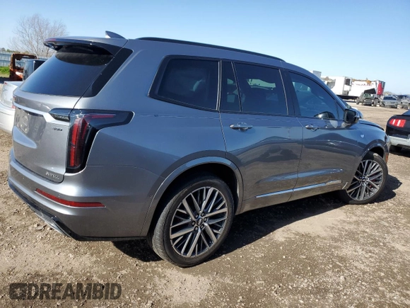 2022 Cadillac XT6 Sport with VIN 1GYKPGRS3NZ142843, listed as a Copart auction lot 47843925 with 26,668 mi miles and Salvage Title. Bid and sale history available at carsss.com. Image 3.