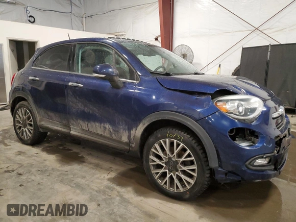 2017 FIAT 500X Lounge z VIN ZFBCFYDB5HP597173, wystawiony jako Copart lot #47763985 z przebiegiem 86 836 mil mil oraz Szkoda całkowita • Salvage title. Historia ofert i sprzedaży dostępna na DreamBid. Obrazek 4.