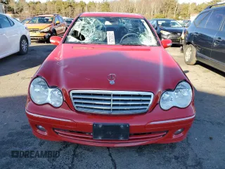 2007 Mercedes-Benz C with VIN WDBRF87H47F901393, listed as a Copart auction lot 43383025 with 128,583 mi miles and Salvage title. Bid and sale history available at DreamBid. Image 5.