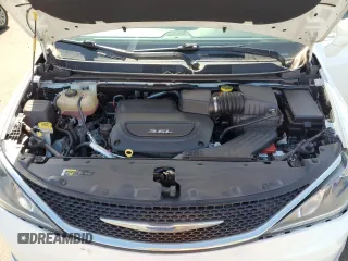 2018 Chrysler Pacifica Touring Plus with VIN 2C4RC1FG4JR157496, listed as a Copart auction lot 88452535 with 78,252 mi miles and Salvage Title. Bid and sale history available at DreamBid. Image 12.
