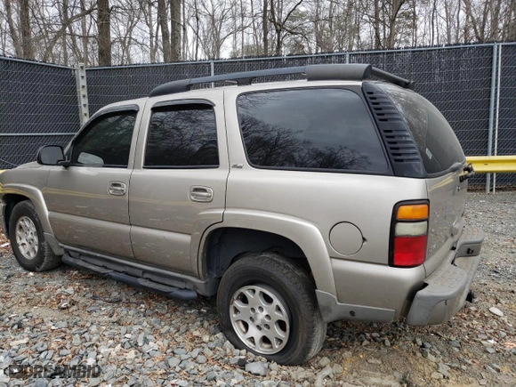 2003 Chevrolet Tahoe LT with VIN 1GNEK13Z93R197659, listed as a Copart auction lot 47641025 with 277,748 mi miles and Salvage Title. Bid and sale history available at carsss.com. Image 2.