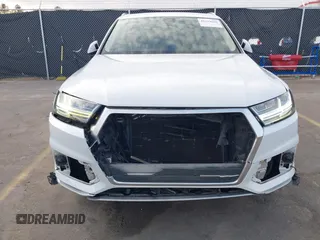 2018 Audi Q7 Premium Plus with VIN WA1LHAF71JD031195, listed as a IAAI auction lot 41219666 with 63,641 mi miles. Bid and sale history available at carsss.com. Image 12.