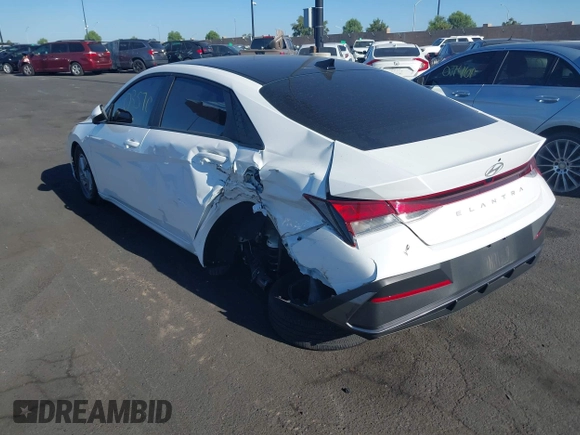 2024 Hyundai Elantra SE with VIN KMHLL4DG8RU816118, listed as a IAAI auction lot 42503570 with 18,730 mi miles and . Bid and sale history available at DreamBid. Image 3.