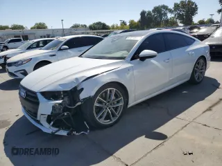 2020 Audi A7 Premium Plus with VIN WAUU2AF2XLN003678, listed as a Copart auction lot 67271893 with 33,856 mi miles. Bid and sale history available at carsss.com. Image 1.