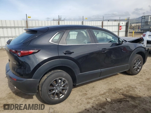 2021 Mazda CX-30 S with VIN 3MVDMAAL3MM300976, listed as a Copart auction lot 45671845 with 31,792 mi miles and Salvage title. Bid and sale history available at DreamBid. Image 3.