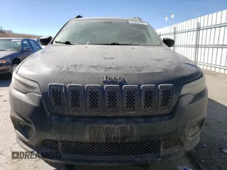 2019 Jeep Cherokee Altitude z VIN 1C4PJMLX8KD282895, wystawiony jako Copart lot #47054495 z przebiegiem 159 831 mil mil oraz Szkoda całkowita • Salvage title. Historia ofert i sprzedaży dostępna na DreamBid. Obrazek 5.