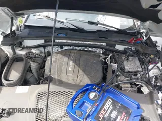 2019 Porsche Macan z VIN WP1AA2A50KLB05922, wystawiony jako IAAI lot #42013711 z przebiegiem Nie podano mil oraz . Historia ofert i sprzedaży dostępna na DreamBid. Obrazek 10.